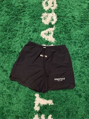Fear of God Essentials Shorts Pac Sun Size Medium